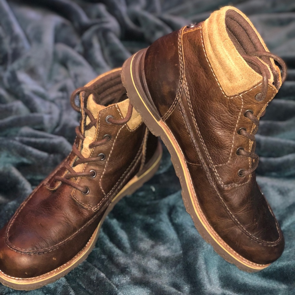 NORTH FACE Men’s genuine leather boots SIZE 9.5
